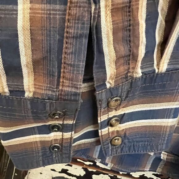 men’s EUC Ely Cattleman 1878 button down western shirt. Size XL. - Picture 3 of 9